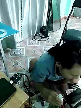 Snapshot of Ly-ny chatting on October 19, 2025, 7:31 am Ly-ny online show from October 19, 2025, 7:31 am