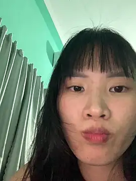 Snapshot of Ly-ny chatting on October 23, 2025, 7:23 pm Ly-ny online show from October 23, 2025, 7:23 pm