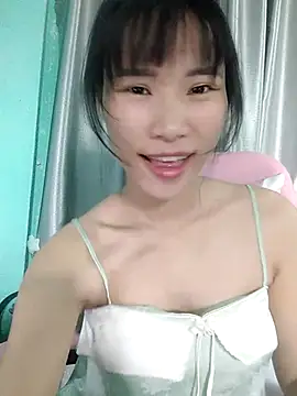 Snapshot of Ly-ny chatting on October 26, 2025, 7:25 am Ly-ny online show from October 26, 2025, 7:25 am