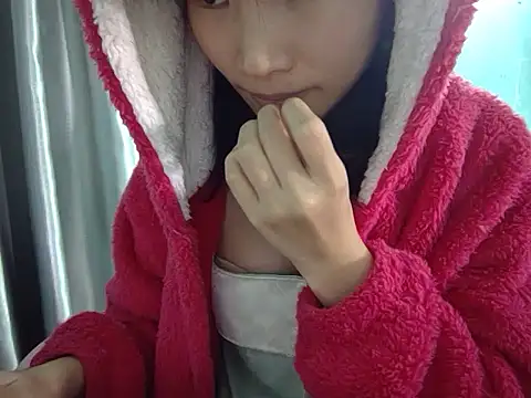 Snapshot of Ly-ny chatting on November 22, 2025, 6:56 am Ly-ny online show from November 22, 2025, 6:56 am