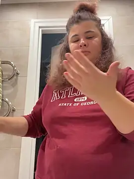 AliceCurlyX online show from November 27, 2025, 3:25 pm