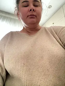 AliceCurlyX online show from January 15, 2026, 8:41 am