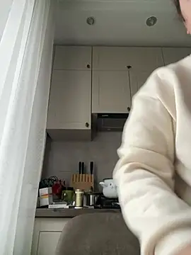 Snapshot of AliceCurlyX chatting on February 8, 2026, 7:34 am AliceCurlyX online show from February 8, 2026, 7:34 am