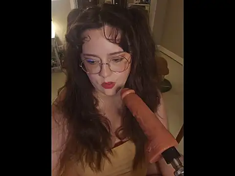 Snapshot of BBWLiLoo chatting on January 17, 2026, 9:40 pm BBWLiLoo online show from January 17, 2026, 9:40 pm