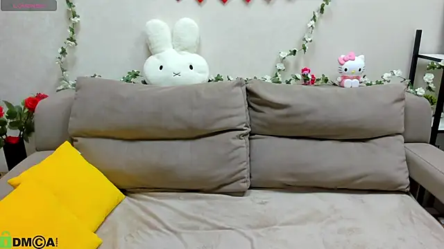 Sylvia Ortiz online show from February 27, 2026, 12:43 am