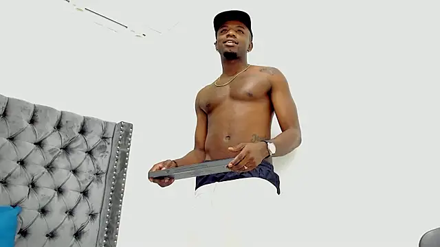 DOUGLAS 099 online show from October 3, 2025, 12:57 pm