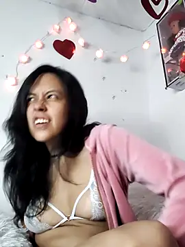 Queen Ashly online show from March 6, 2026, 2:08 am