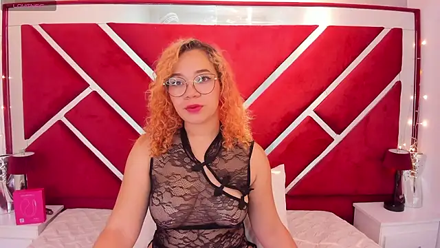 Dafne Fire online show from January 17, 2026, 12:43 pm