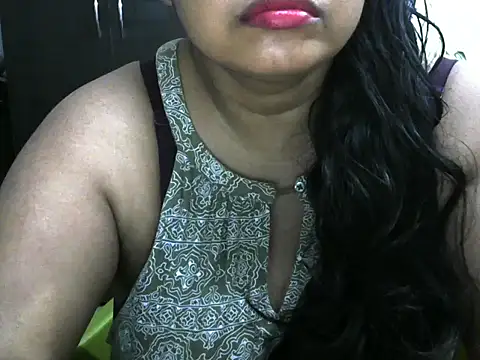 bosemalini online show from October 31, 2025, 5:47 pm