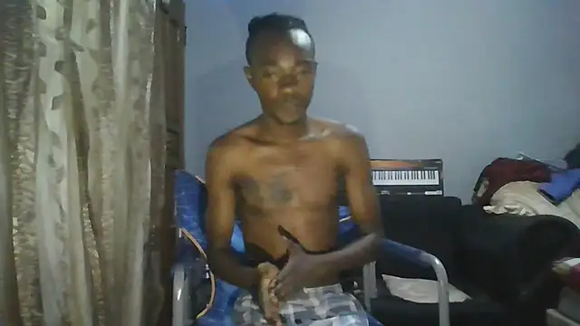 Nykho17 online show from November 17, 2025, 8:58 pm