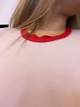 AngelBlushXXX online show from November 11, 2025, 10:32 pm