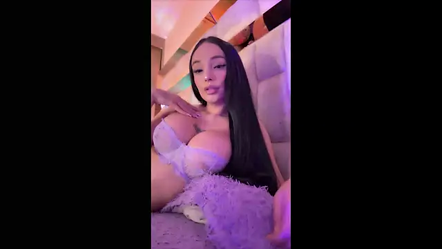 BadRose24 online show from July 13, 2026, 12:57 am