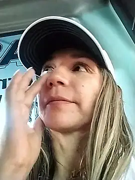 Ms lunaRose online show from February 6, 2026, 5:38 pm