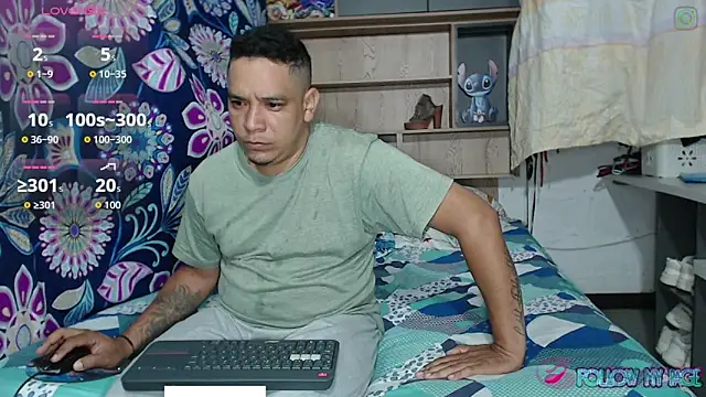 Snapshot of luisafe2025 chatting on October 10, 2025, 4:22 am luisafe2025 online show from October 10, 2025, 4:22 am