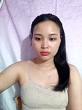Snapshot of Lili_lovely chatting on October 2, 2025, 7:48 am Lili lovely online show from October 2, 2025, 7:48 am