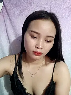 Snapshot of Lili_lovely chatting on October 20, 2025, 3:18 am Lili lovely online show from October 20, 2025, 3:18 am