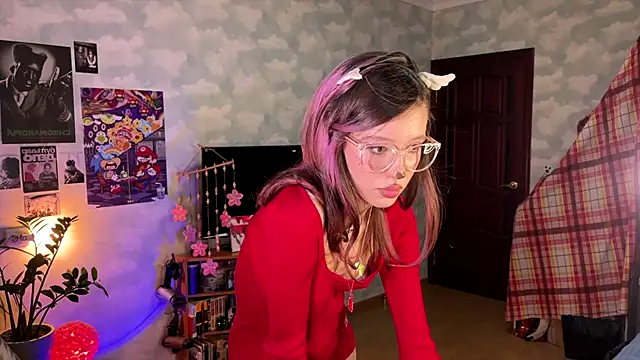 Snapshot of darling_darinka chatting on December 15, 2025, 3:33 am darling darinka online show from December 15, 2025, 3:33 am