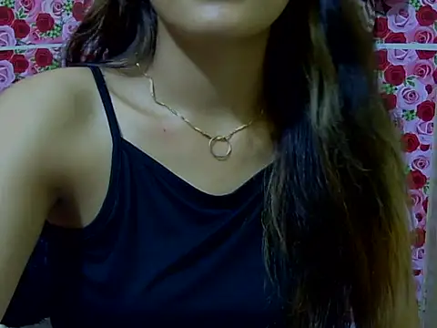 Amira90 online show from September 12, 2025, 9:48 pm