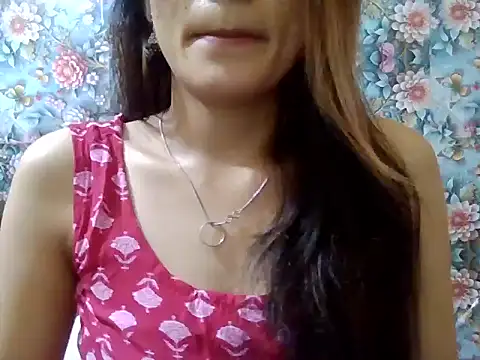 Amira90 online show from October 1, 2025, 12:00 pm