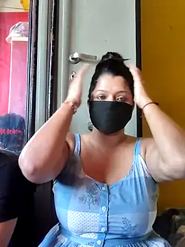 Hottie couple69 online show from September 23, 2025, 6:38 am