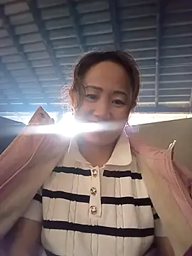 Fienjr online show from November 3, 2025, 2:35 am