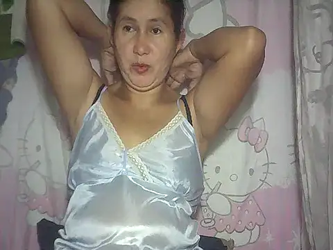 Snapshot of sweet_candiceee chatting on October 15, 2025, 12:44 am sweet candiceee online show from October 15, 2025, 12:44 am