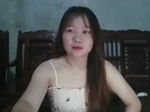 Hinne07 online show from September 14, 2025, 5:34 pm