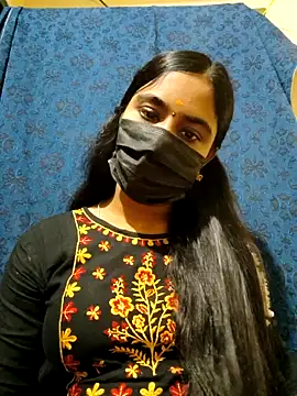 mini-queen online show from December 20, 2025, 3:30 pm