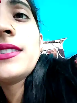 Pahadi couple online show from October 15, 2025, 4:29 pm