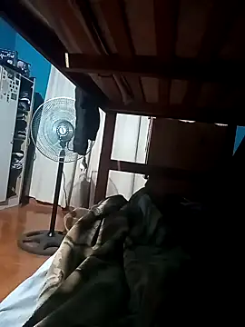 Snapshot of Daniarg10 chatting on November 18, 2025, 2:28 am Daniarg10 online show from November 18, 2025, 2:28 am