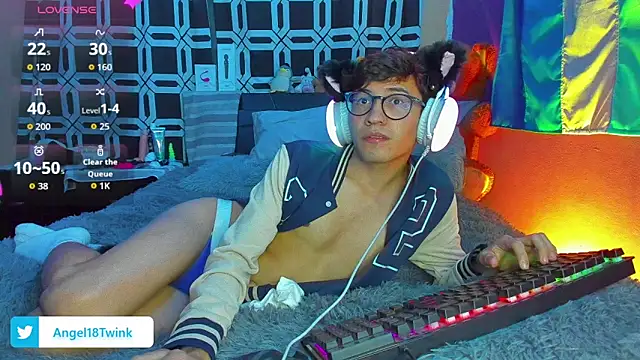 Lunarie  online show from October 2, 2025, 1:01 am