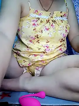 Snapshot of merylove-00 chatting on March 1, 2026, 2:30 pm merylove-00 online show from March 1, 2026, 2:30 pm