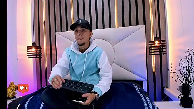 tattoos22 online show from November 15, 2025, 1:07 pm