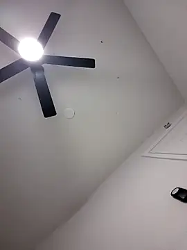 Philman25 online show from April 14, 2026, 5:35 am