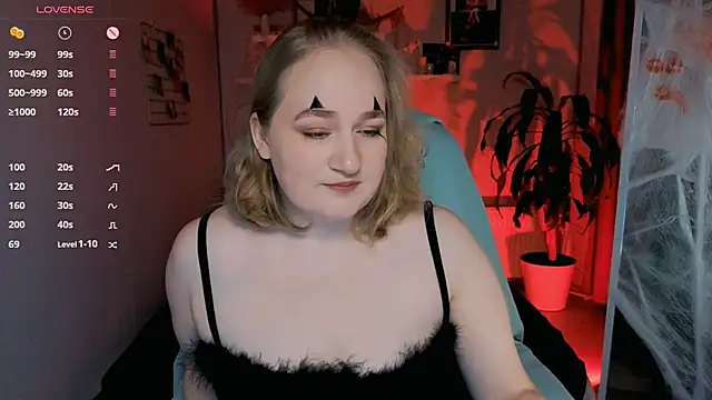 Kitty Rest  online show from October 26, 2025, 4:35 pm