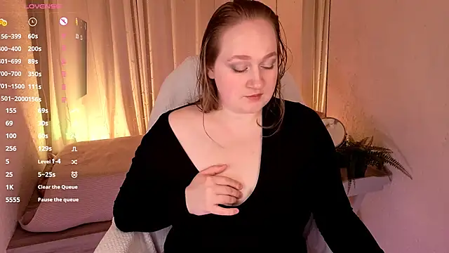 Kitty Rest  online show from May 29, 2026, 2:59 pm