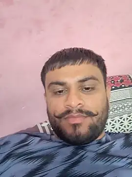 Snapshot of Frvgggghh chatting on March 22, 2026, 8:12 pm Frvgggghh online show from March 22, 2026, 8:12 pm