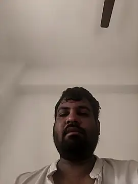 vinay smalldick online show from March 18, 2026, 3:42 am