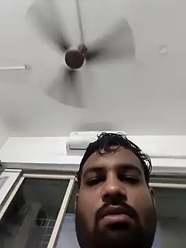 Snapshot of vinay_smalldick chatting on April 20, 2026, 1:47 pm vinay smalldick online show from April 20, 2026, 1:47 pm