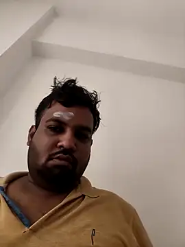 Snapshot of vinay_smalldick chatting on June 1, 2026, 4:14 am vinay smalldick online show from June 1, 2026, 4:14 am
