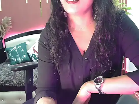 shaalu sharma online show from October 22, 2025, 7:30 am