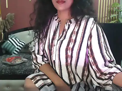 Snapshot of shaalu_sharma chatting on February 9, 2026, 6:12 pm shaalu sharma online show from February 9, 2026, 6:12 pm