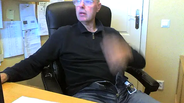 Klipparn online show from November 11, 2025, 8:14 am