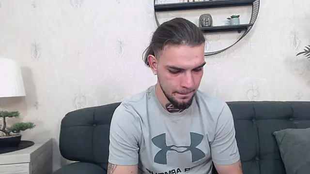 DanyelCarter online show from October 14, 2025, 6:42 pm