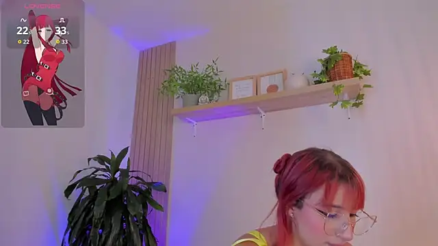 Cristalfoxy  online show from February 12, 2026, 7:31 pm