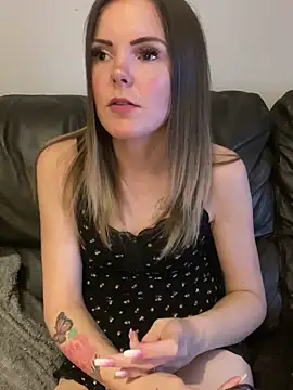 SexyLoLoUK online show from September 23, 2025, 9:51 pm