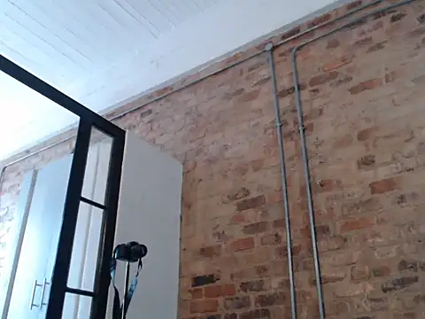 Snapshot of Vince_Favent chatting on September 27, 2025, 3:17 pm Vince Favent online show from September 27, 2025, 3:17 pm