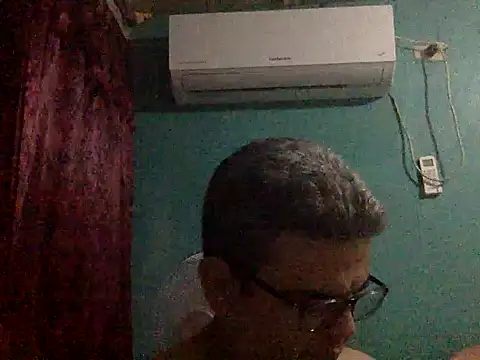 Katracho6969 online show from September 22, 2025, 4:03 am