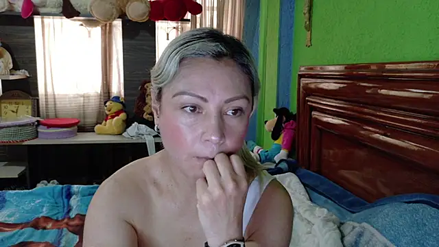  Charlize theron  online show from February 7, 2026, 8:45 pm