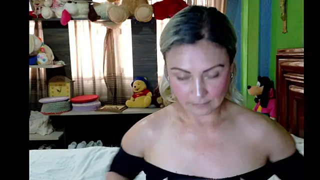  Charlize theron  online show from March 30, 2026, 8:21 pm